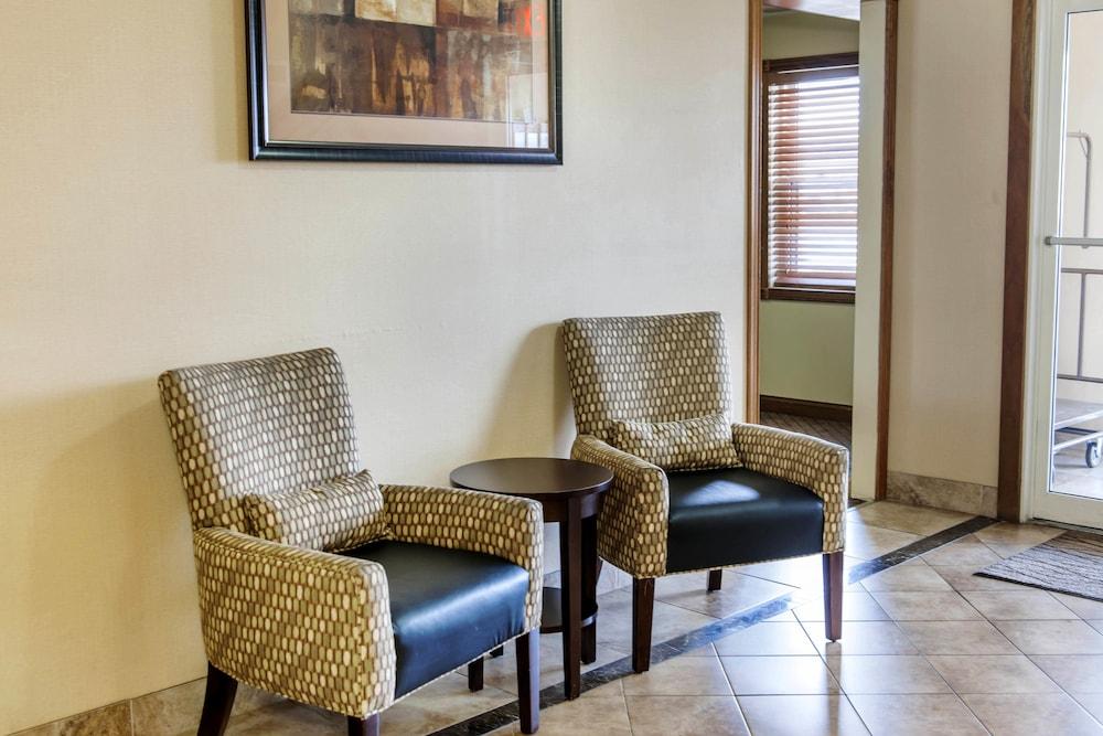 Quality Inn I-74 Batesville מראה חיצוני תמונה