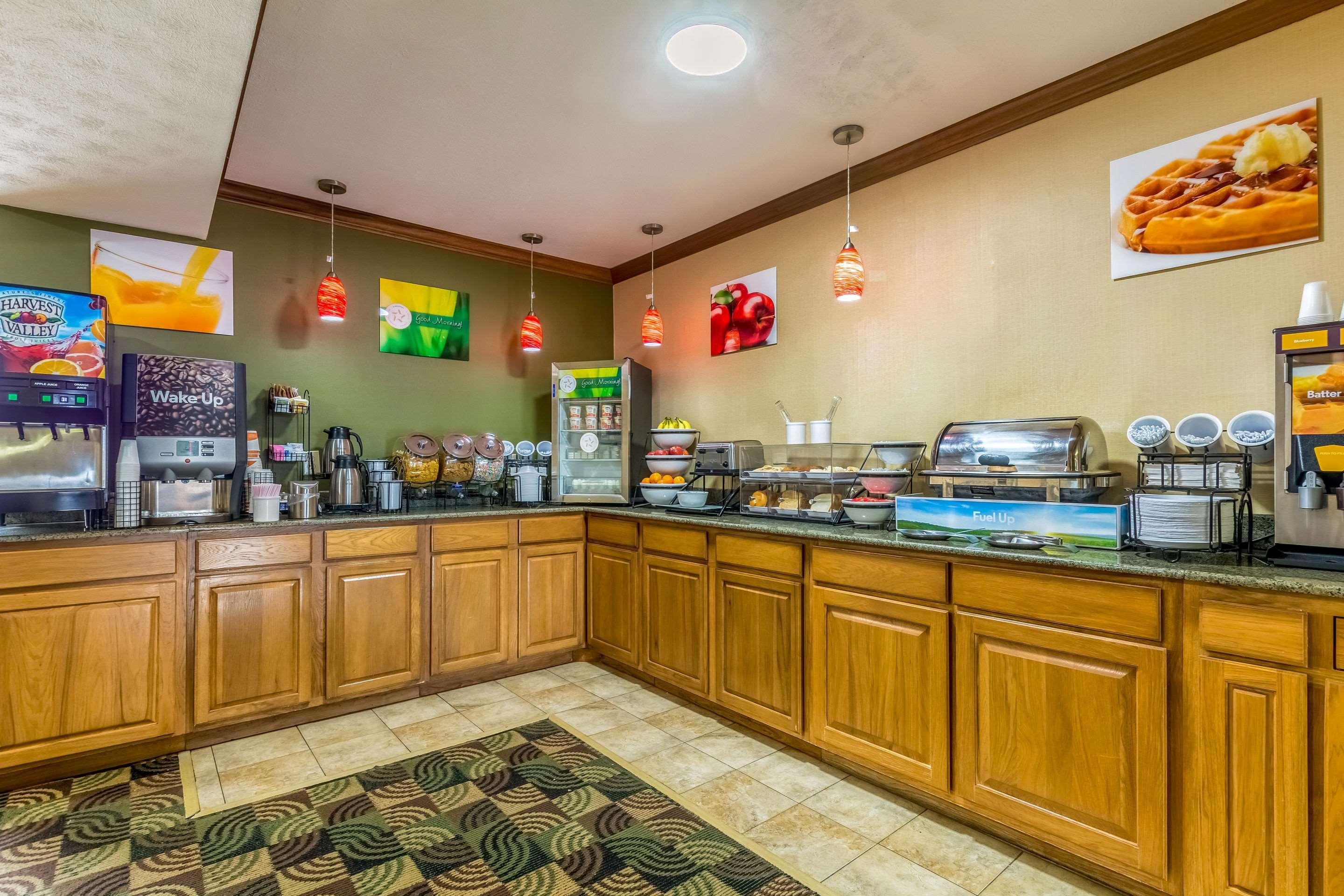 Quality Inn I-74 Batesville מראה חיצוני תמונה
