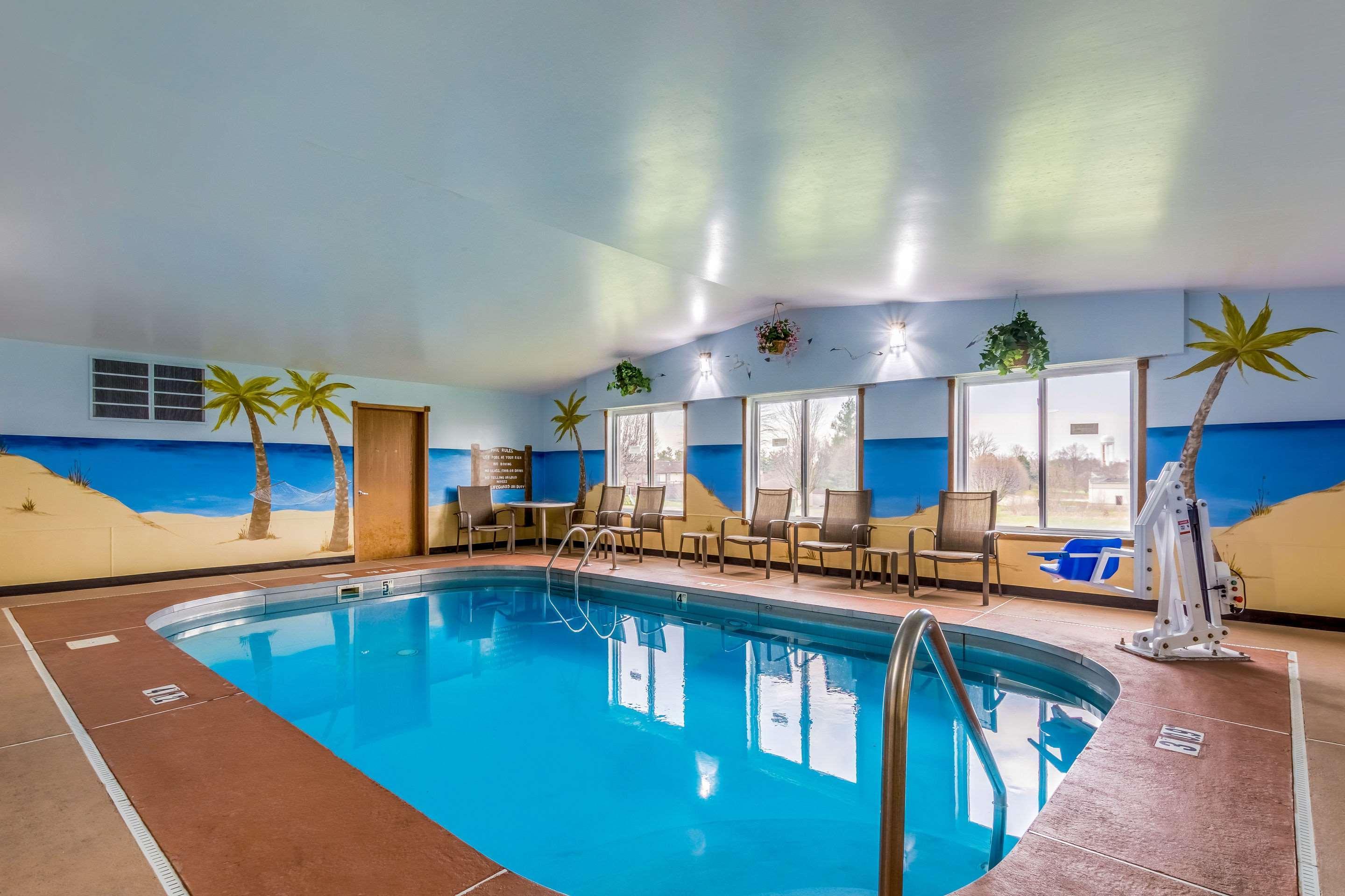 Quality Inn I-74 Batesville מראה חיצוני תמונה