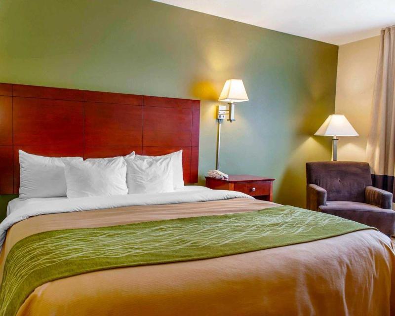 Quality Inn I-74 Batesville מראה חיצוני תמונה