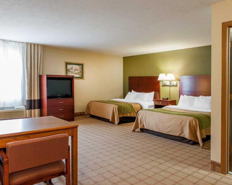 Quality Inn I-74 Batesville מראה חיצוני תמונה