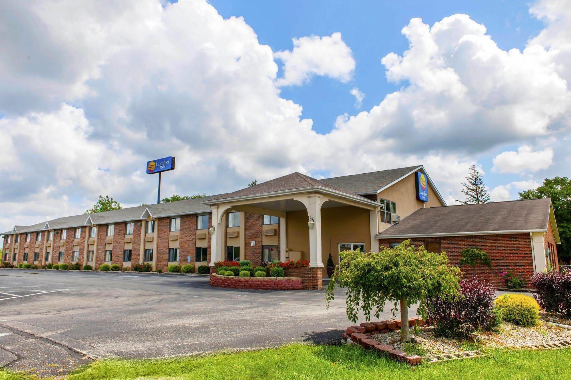 Quality Inn I-74 Batesville מראה חיצוני תמונה