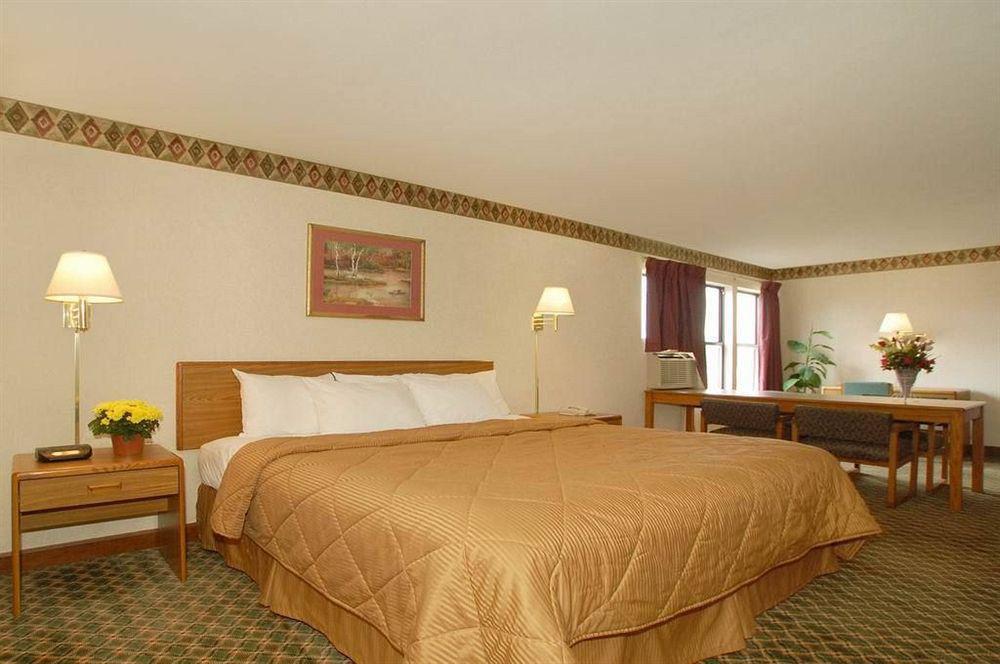 Quality Inn I-74 Batesville חדר תמונה